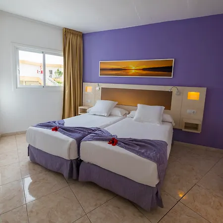 Checkin Atlantida Aparthotel