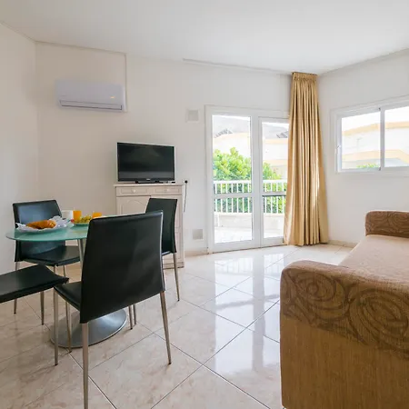 Checkin Atlantida Aparthotel 3*