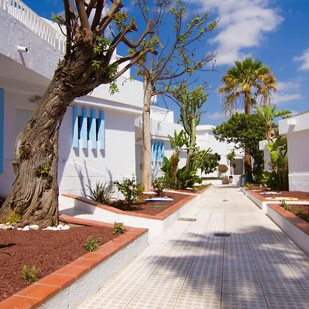 Aparthotel Checkin Atlántida 3*