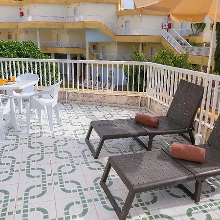 Aparthotel Checkin Atlántida