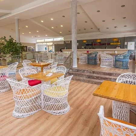 Checkin Atlantida Aparthotel 3*