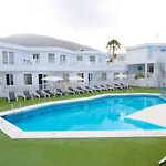 Checkin Atlantida Ξενοδοχείο με διαμερίσματα 3*