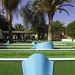 Ξενοδοχείο με διαμερίσματα Checkin Atlantida Los Cristianos (Tenerife)