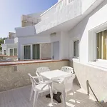 Ξενοδοχείο με διαμερίσματα Checkin Atlantida
