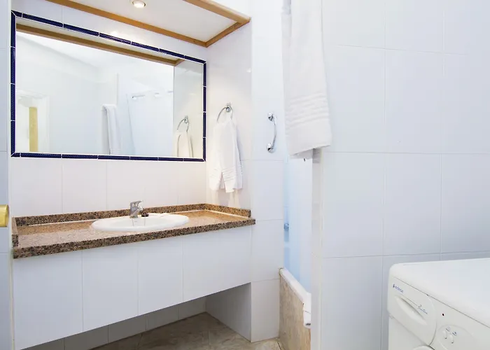 Appart hôtel Checkin Atlantida