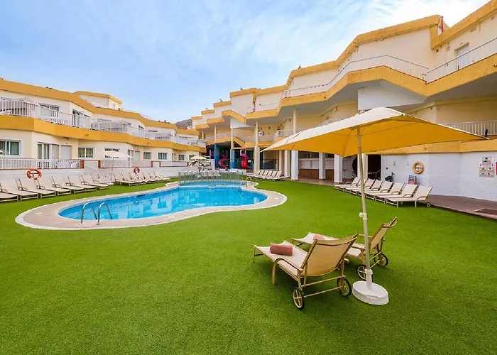 Appart hôtel Checkin Atlantida