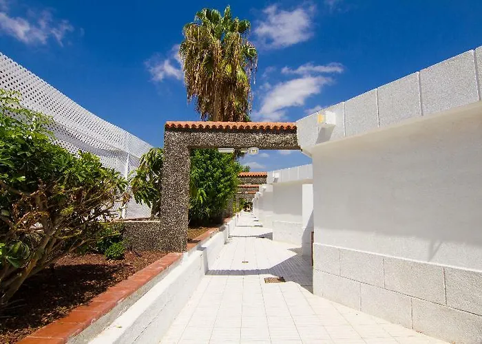 Appart hôtel Checkin Atlantida 3*